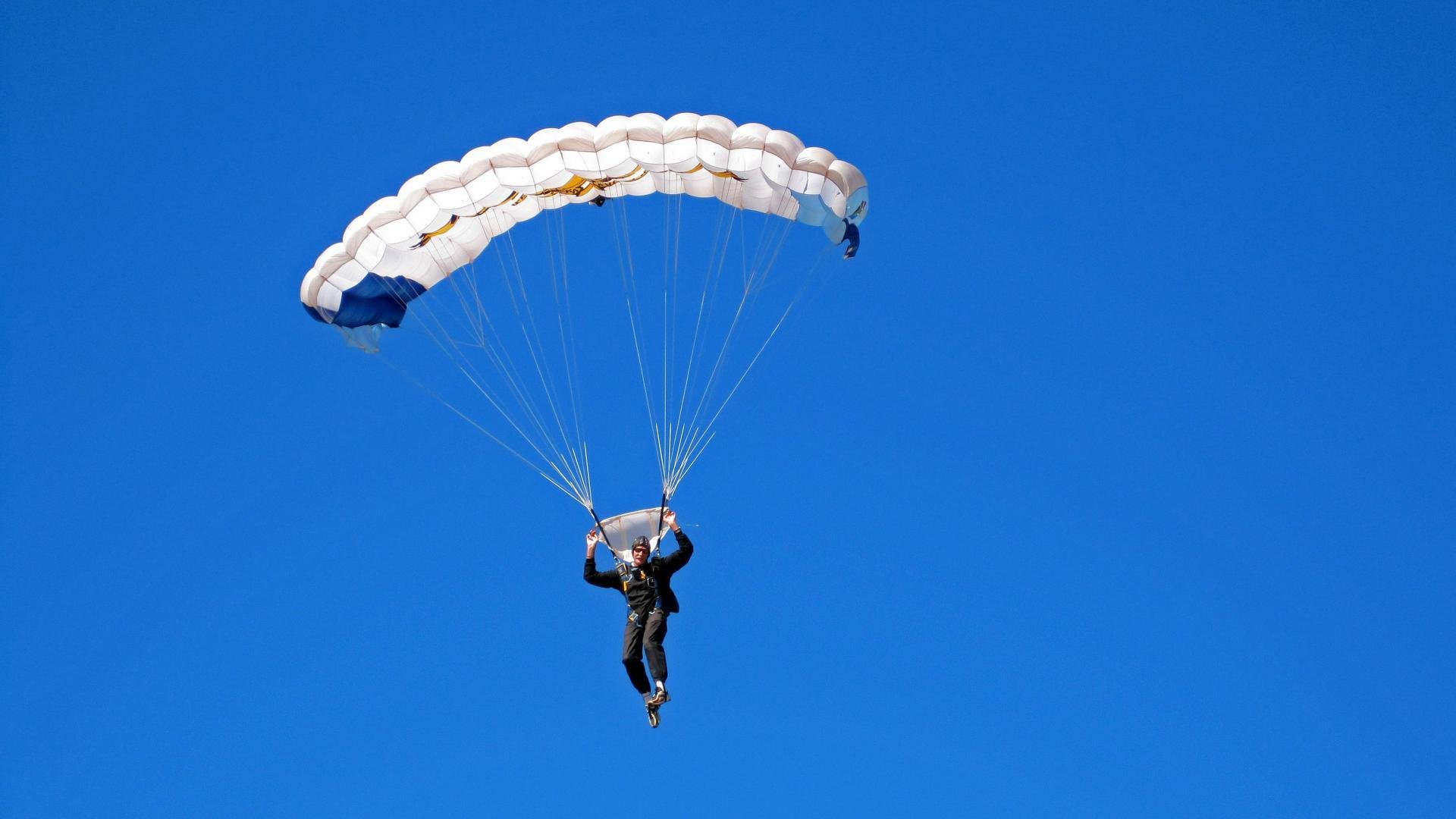 JiuyouAPP下载-中国篮球的希望寄托在年轻一代，中国篮球的希望之星